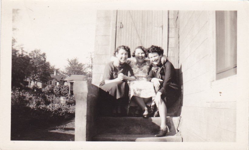 Margaret, Rose & Agnes McMahon (early 1930s)